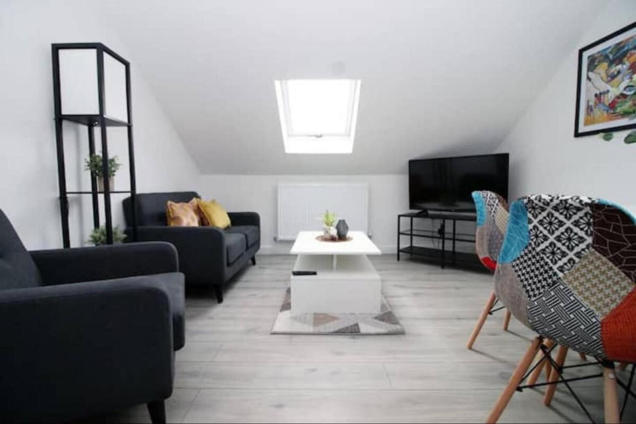Flat In Cardiff City Centre מראה חיצוני תמונה