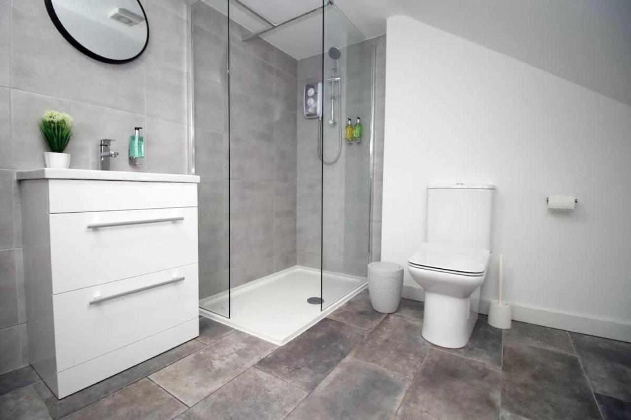 Flat In Cardiff City Centre מראה חיצוני תמונה