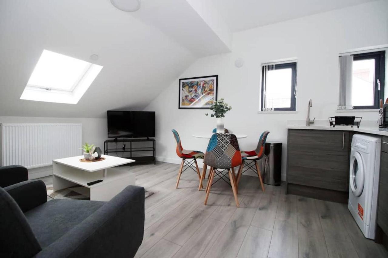 Flat In Cardiff City Centre מראה חיצוני תמונה